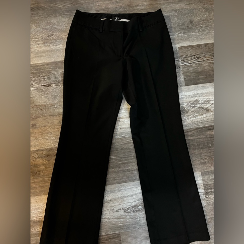 Ann Taylor LOFT Julie Trousers. Black Size 6P